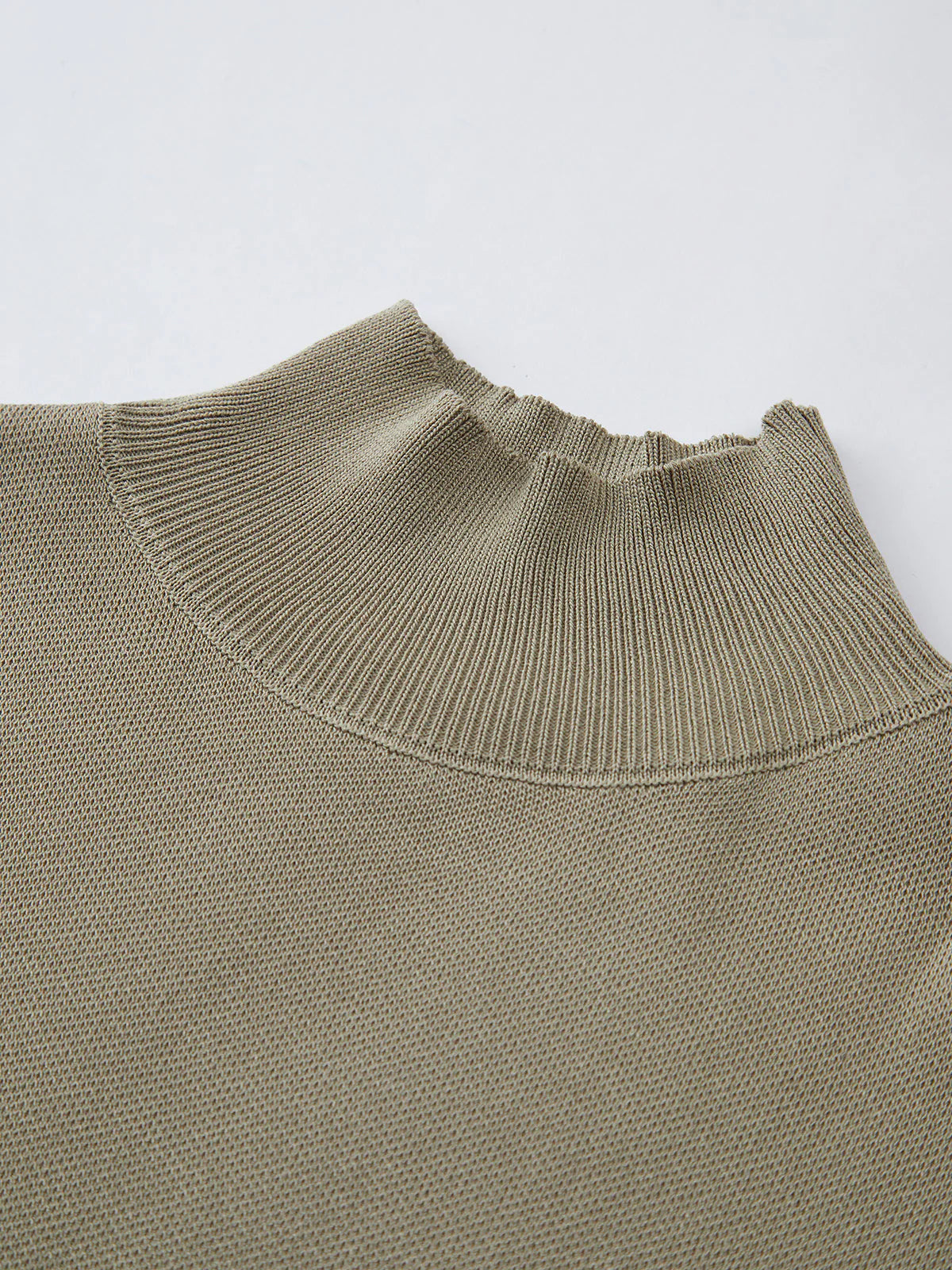 Aira Ribbed Knit Crop Top
