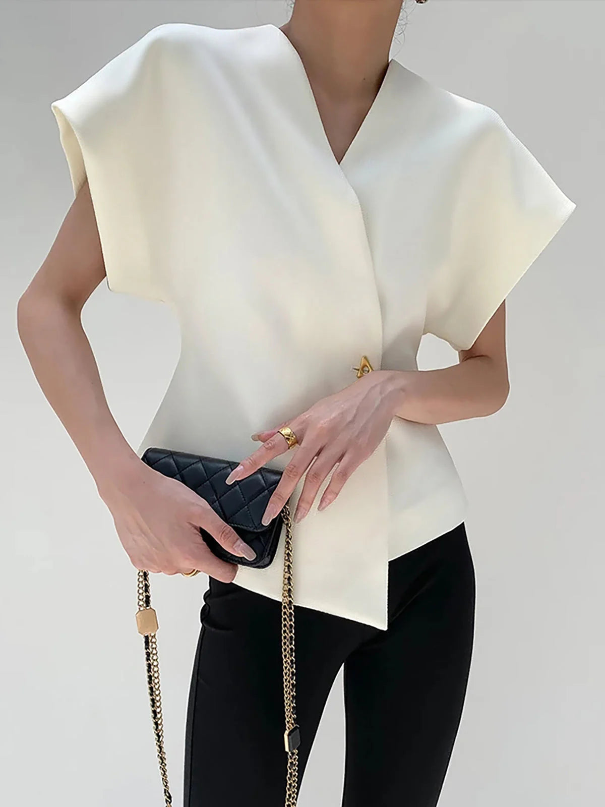 Kaia Asymmetric Top
